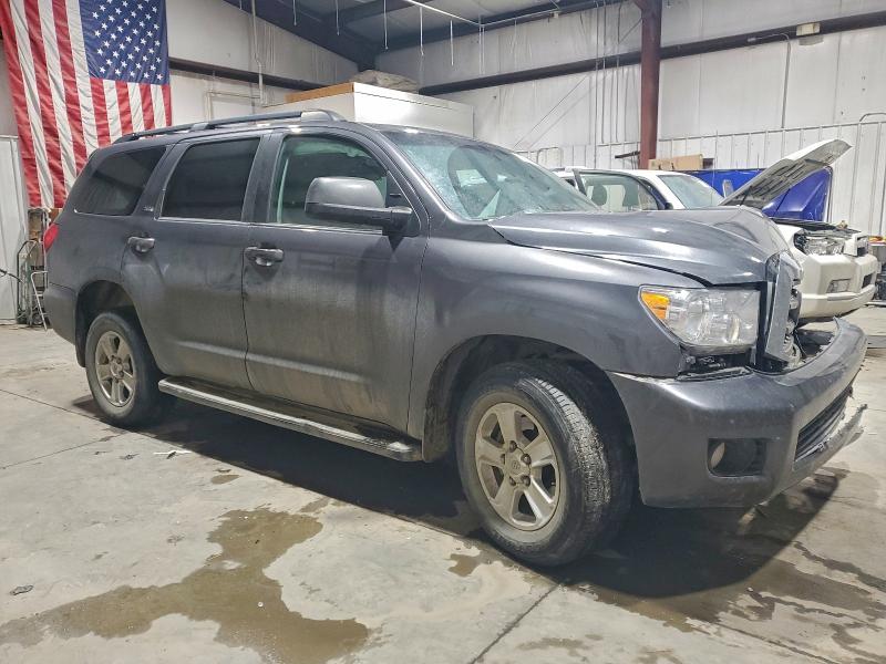 Photo 4 from auction – 2015 TOYOTA SEQUOIA with VIN 5TDBY5G12FS120353