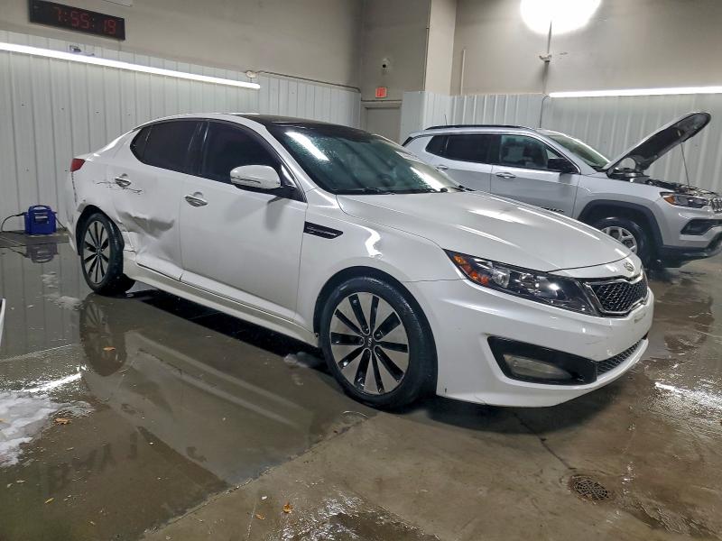 Photo 4 from auction – 2011 KIA OPTIMA SX with VIN KNAGR4A68B5182693