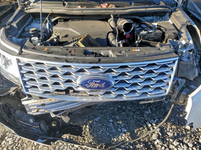 Photo 12 from auction – 2018 FORD EXPLORER with VIN 1FM5K8HT4JGC20534