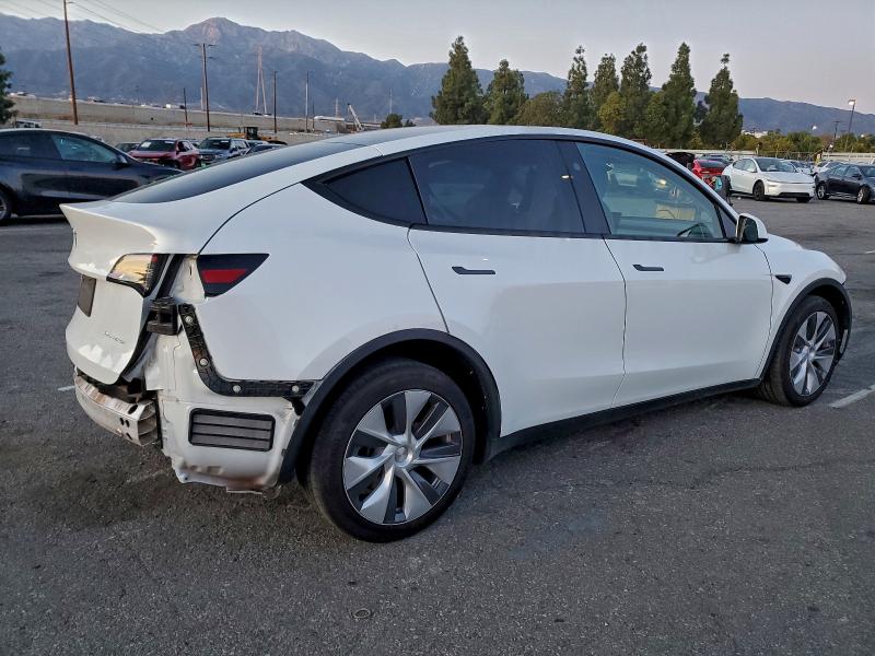 Photo 3 from auction – 2024 TESLA MODEL Y with VIN 7SAYGDEE5RF079225