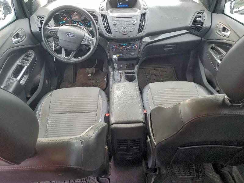 Photo 8 from auction – 2017 FORD ESCAPE SE with VIN 1FMCU9GD8HUC22302