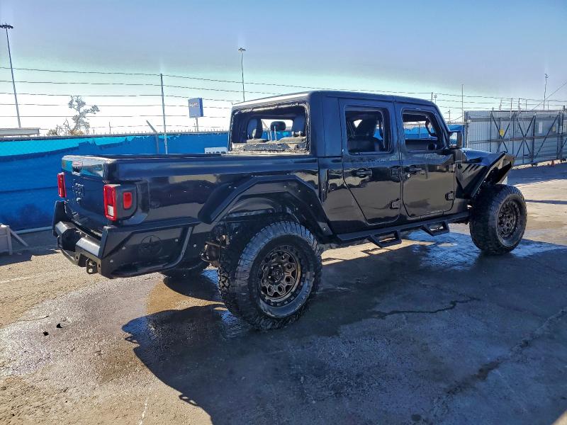 صورة رقم 3 من المزاد - 2020 JEEP GLADIATOR مع VIN 1C6HJTAG1LL183397