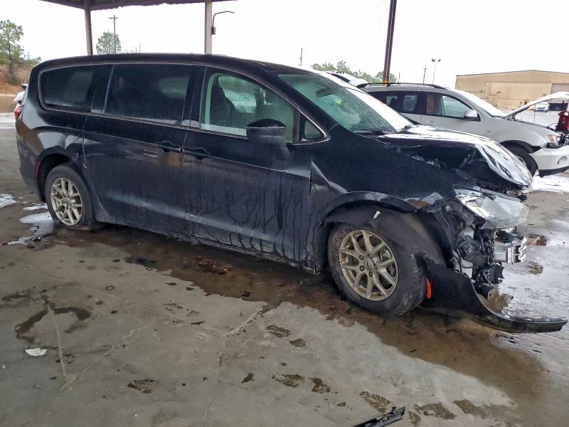 Photo 4 from auction – 2022 CHRYSLER VOYAGER LX with VIN 2C4RC1CG1NR219026