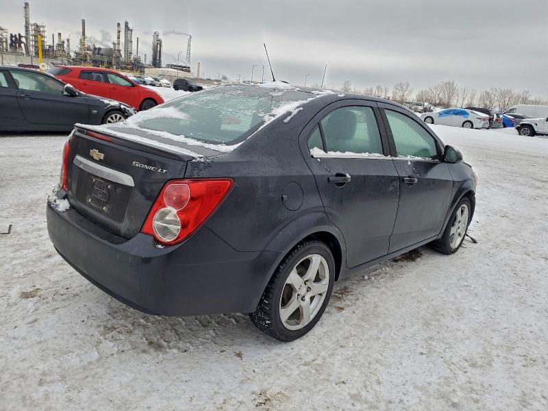Photo 3 from auction – 2015 CHEVROLET SONIC LT with VIN 1G1JC5SH1F4191174