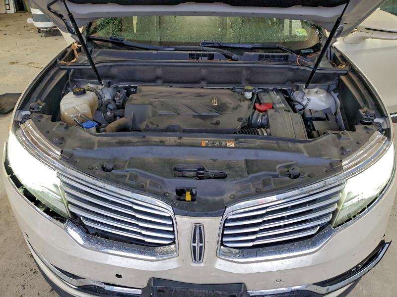 Foto 12 de la subasta – 2016 LINCOLN MKX RESERV con VIN 2LMTJ8LP8GBL71210