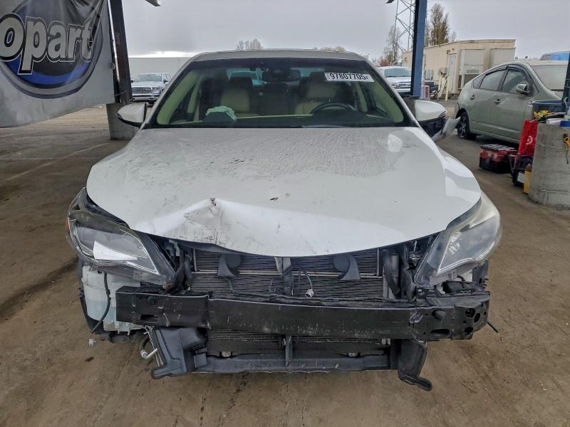 Photo 5 from auction – 2018 TOYOTA AVALON HYB with VIN 4T1BD1EB9JU062919