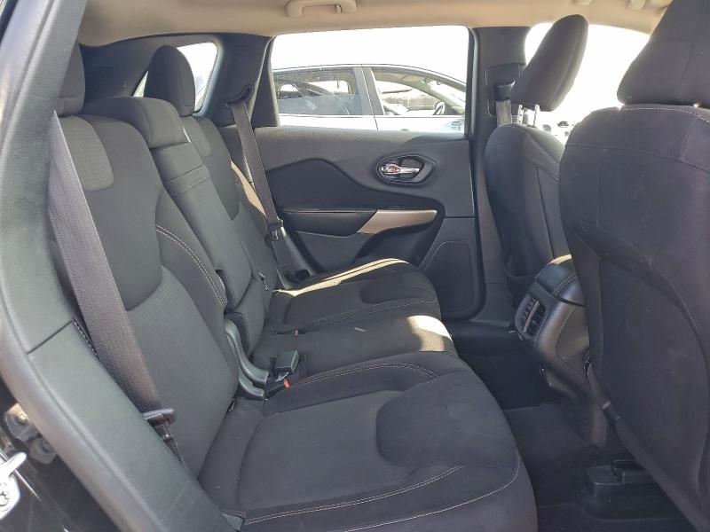 Photo 11 from auction – 2017 JEEP CHEROKEE L with VIN 1C4PJLCB5HW668072