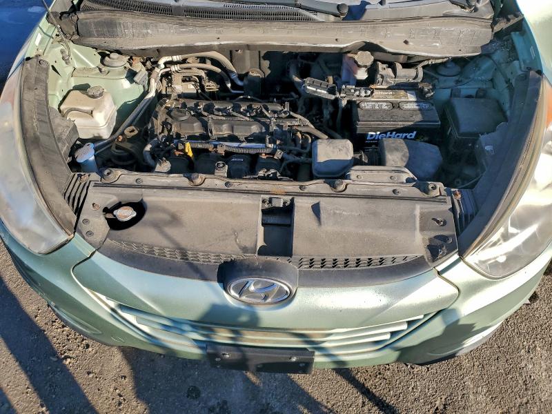 Photo 12 from auction – 2010 HYUNDAI TUCSON with VIN KM8JT3AC5AU070900