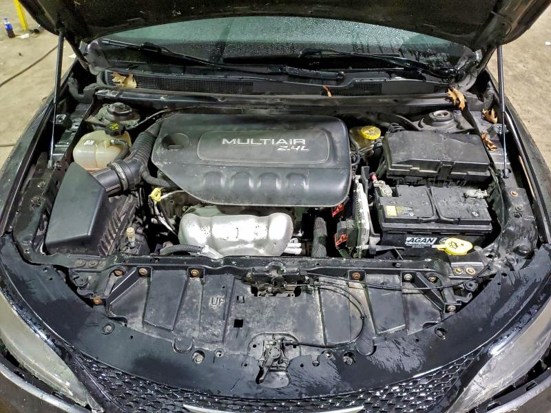 Photo 11 from auction – 2015 CHRYSLER 200 S with VIN 1C3CCCBB6FN578530
