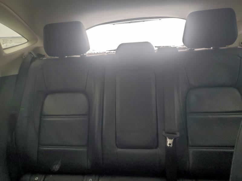 Photo 10 from auction – 2018 JAGUAR E-PACE S with VIN SADFJ2FX3J1Z30370