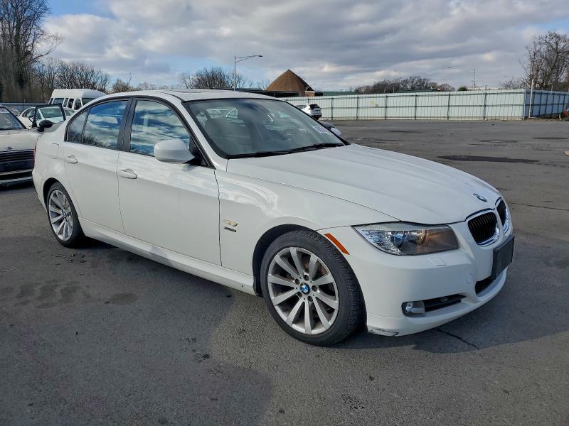 Photo 4 from auction – 2011 BMW 328 XI SUL with VIN WBAPK5C52BA659639