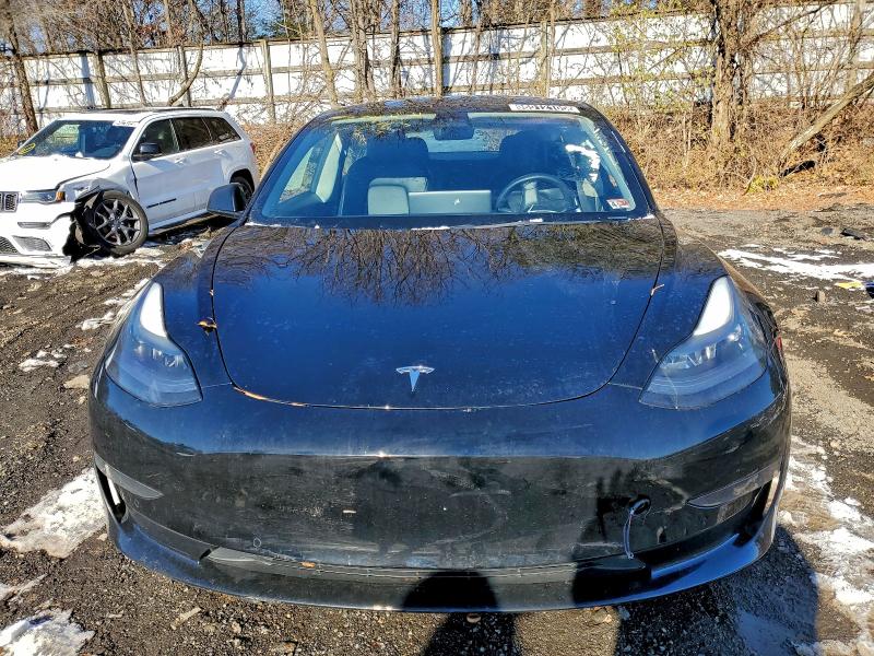 Photo 5 from auction – 2022 TESLA MODEL 3 with VIN 5YJ3E1EA2NF189507