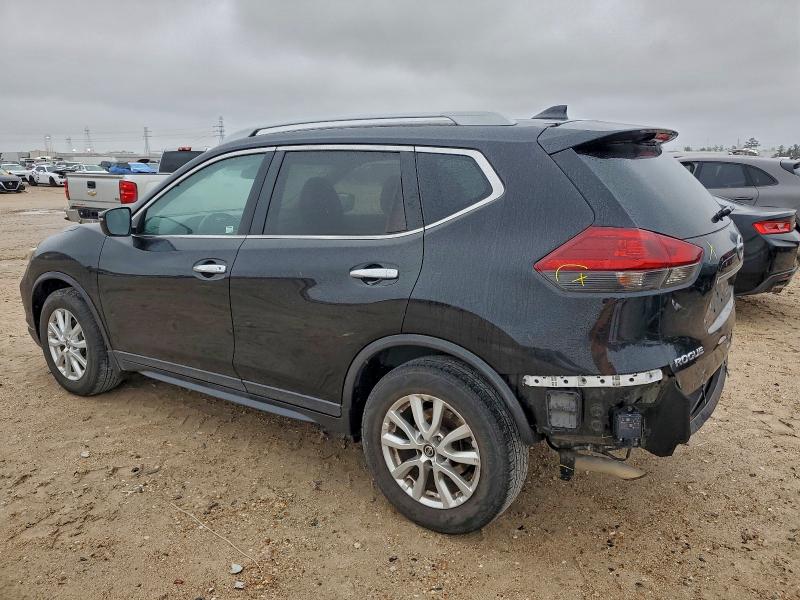 Photo 2 from auction – 2019 NISSAN ROGUE S with VIN 5N1AT2MT6KC745246