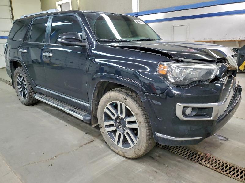 Photo 4 from auction – 2015 TOYOTA 4RUNNER SR with VIN JTEBU5JR7F5231847