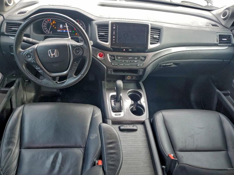 Photo 8 from auction – 2019 HONDA RIDGELINE with VIN 5FPYK3F64KB013517