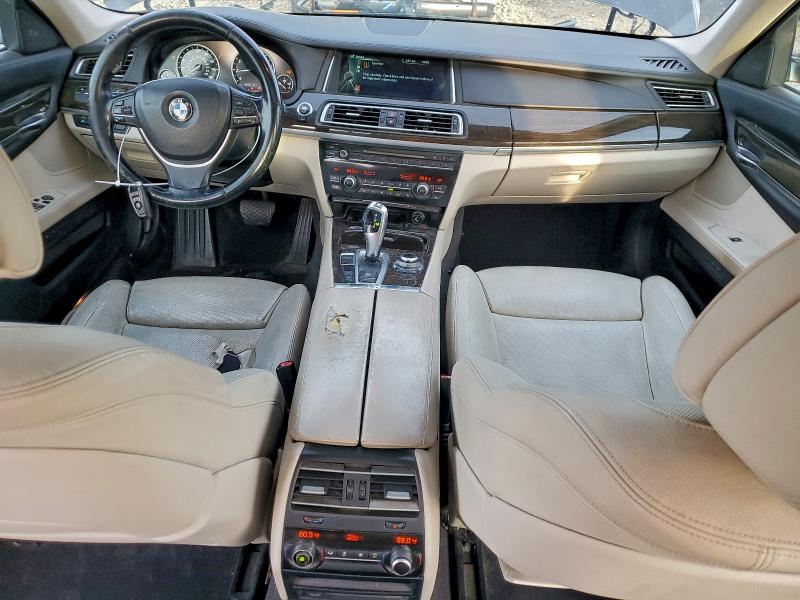 Photo 8 from auction – 2013 BMW 740 LI with VIN WBAYE4C56DDW22553