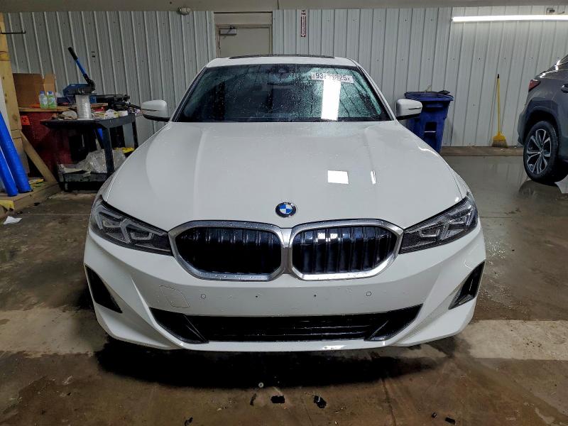 Photo 5 from auction – 2023 BMW 330XI with VIN 3MW89FF00P8D02758
