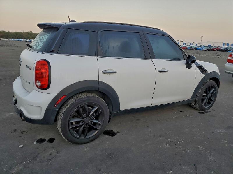 Photo 3 from auction – 2015 MINI COOPER S C with VIN WMWZC3C53FWT02327