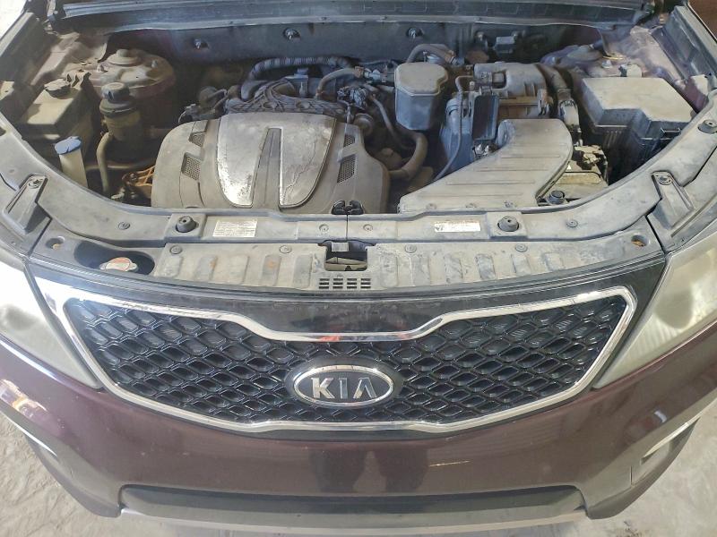 Photo 12 from auction – 2011 KIA SORENTO SX with VIN 5XYKWDA24BG174536