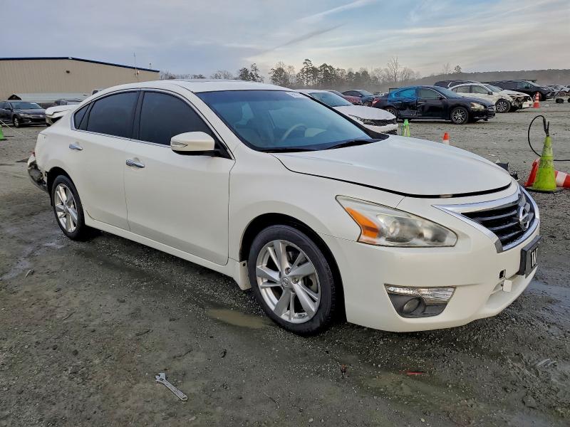 Photo 4 from auction – 2013 NISSAN ALTIMA 2.5 with VIN 1N4AL3AP3DN479571