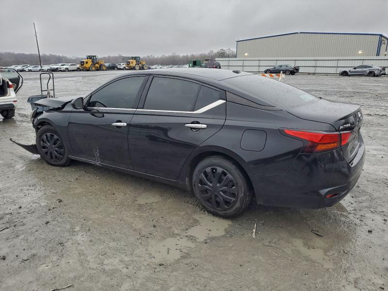 Photo 2 from auction – 2019 NISSAN ALTIMA S with VIN 1N4BL4BV0KC243654