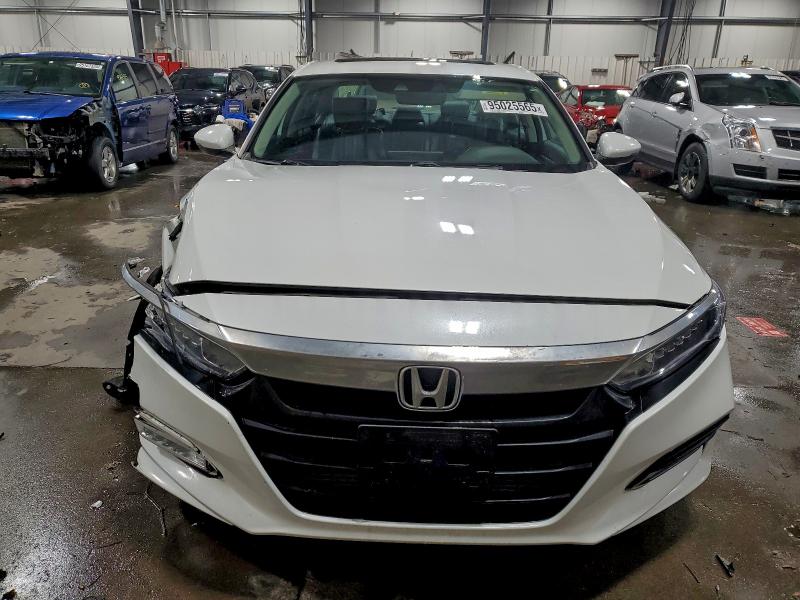 Photo 5 from auction – 2018 HONDA ACCORD with VIN 1HGCV1F55JA076382