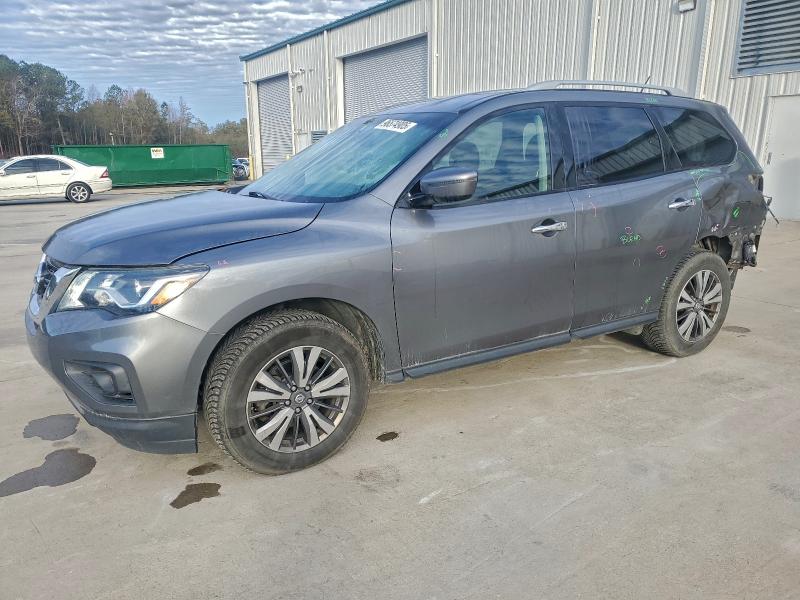 NISSAN PATHFINDER 2018 with VIN 5N1DR2MM6JC627541 - Photo from auction