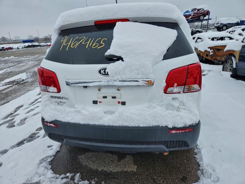 Photo 6 from auction – 2013 KIA SORENTO EX with VIN 5XYKUDA67DG398301