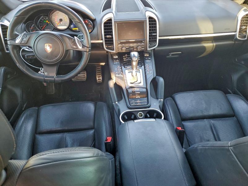 Photo 8 from auction – 2011 PORSCHE CAYENNE S with VIN WP1AB2A26BLA54767