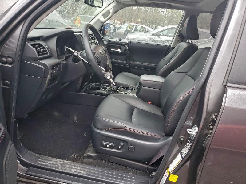 Photo 7 from auction – 2019 TOYOTA 4RUNNER SR with VIN JTEBU5JR2K5716858