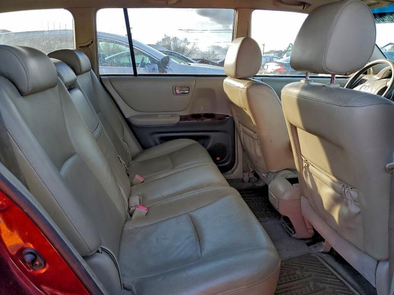 Photo 11 from auction – 2004 TOYOTA HIGHLANDER with VIN JTEEP21A540003174