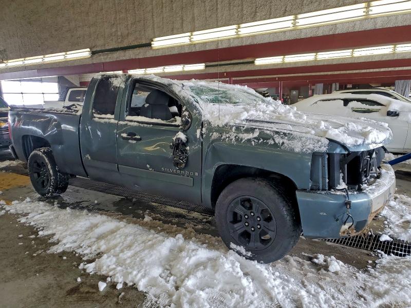 Photo 4 from auction – 2007 CHEVROLET SILVERADO with VIN 2GCEK19J871726432