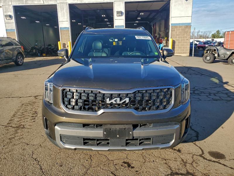 Photo 5 from auction – 2023 KIA TELLURIDE with VIN 5XYP3DGC6PG346975