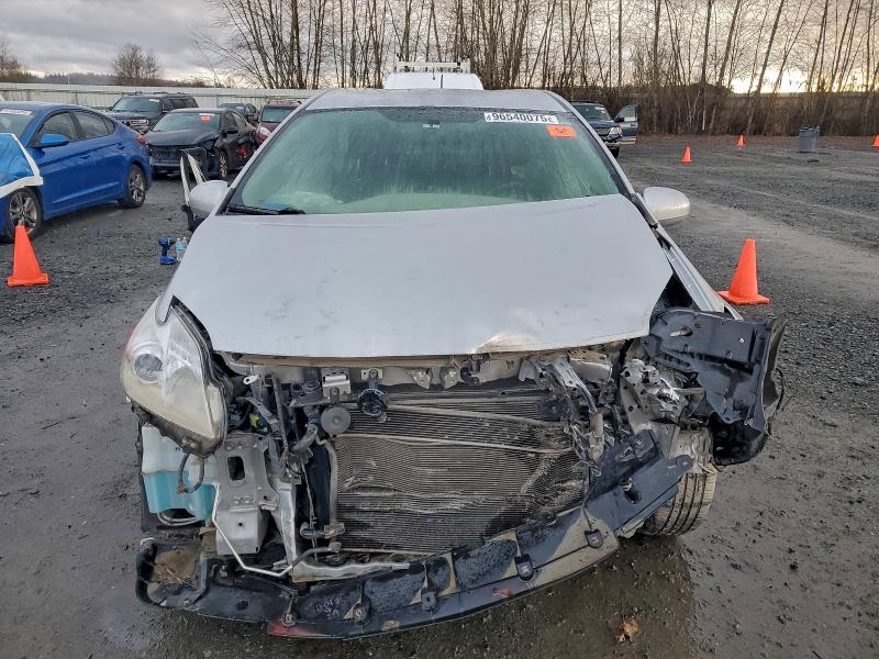صورة رقم 5 من المزاد - 2015 TOYOTA PRIUS مع VIN JTDKN3DU6F1979082