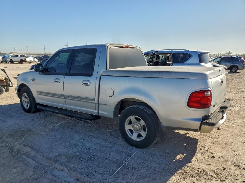 Photo 2 from auction – 2003 FORD F150 SUPER with VIN 1FTRW07613KC80035