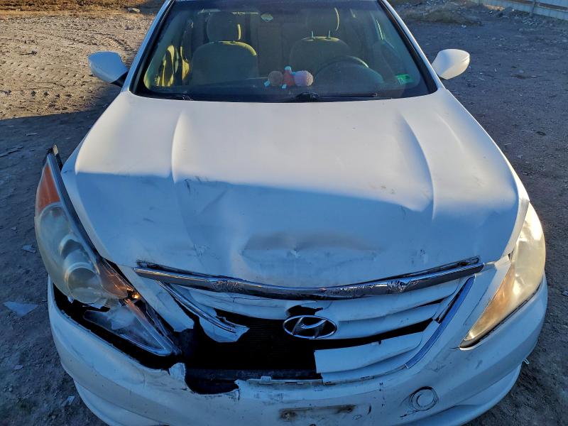 Photo 11 from auction – 2011 HYUNDAI SONATA GLS with VIN 5NPEB4AC0BH121679