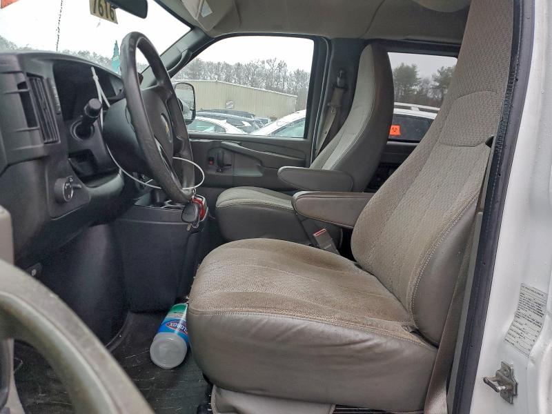 Photo 7 from auction – 2015 CHEVROLET EXPRESS G2 with VIN 1GAWGRFF4F1109305