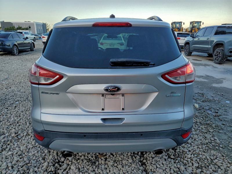 Photo 6 from auction – 2016 FORD ESCAPE SE with VIN 1FMCU0GX2GUC73606