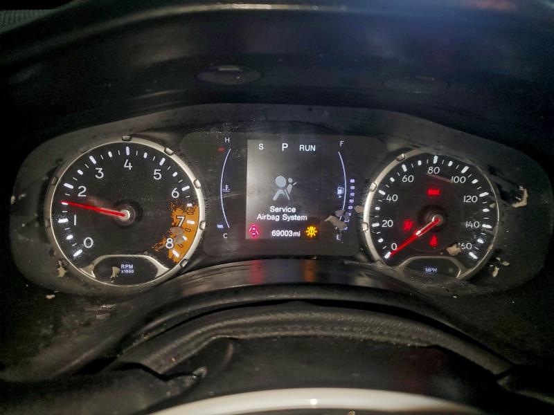Photo 9 from auction – 2018 JEEP RENEGADE L with VIN ZACCJBBB6JPH64628