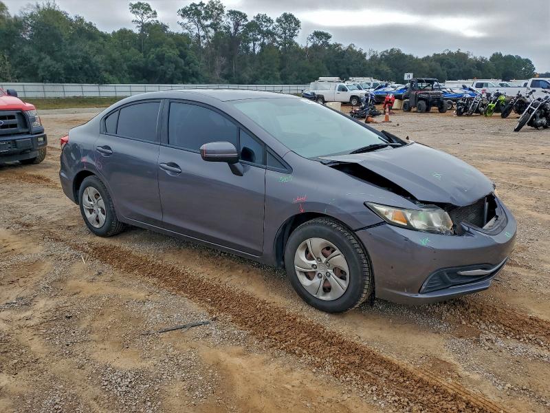 Photo 4 from auction – 2014 HONDA CIVIC LX with VIN 19XFB2F5XEE011279