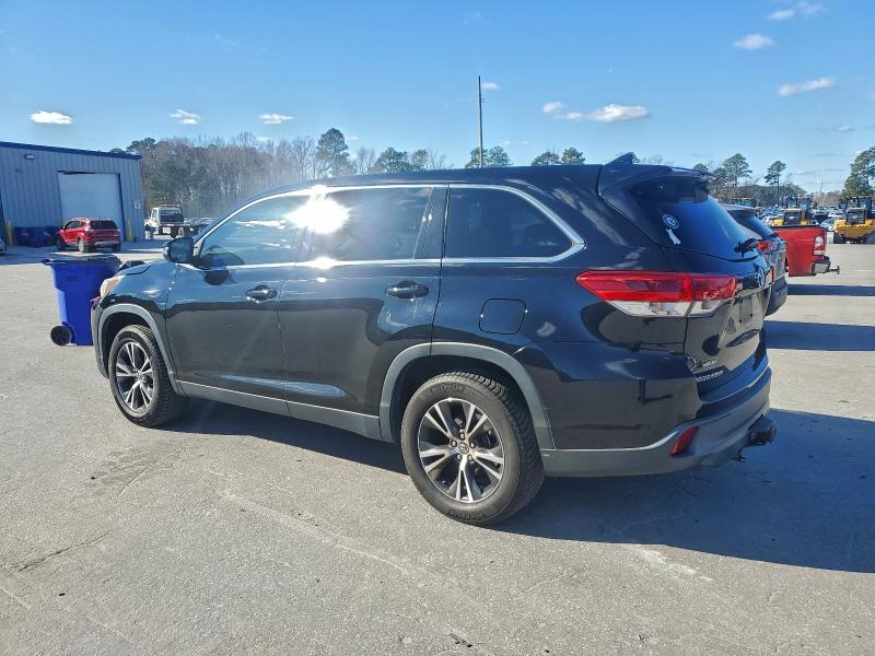 Photo 2 from auction – 2019 TOYOTA HIGHLANDER with VIN 5TDZZRFH2KS307331