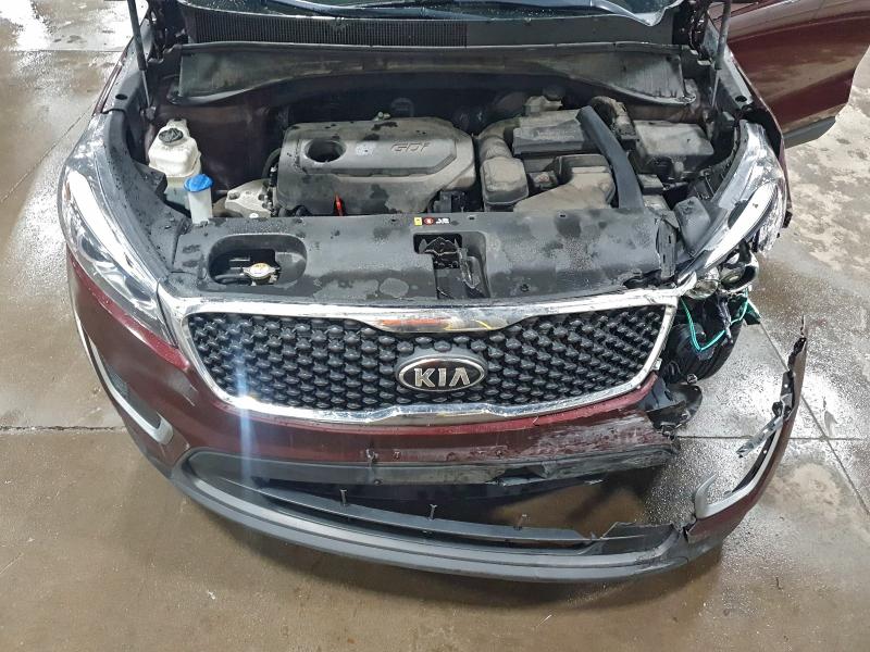 Photo 12 from auction – 2018 KIA SORENTO LX with VIN 5XYPG4A35JG420732