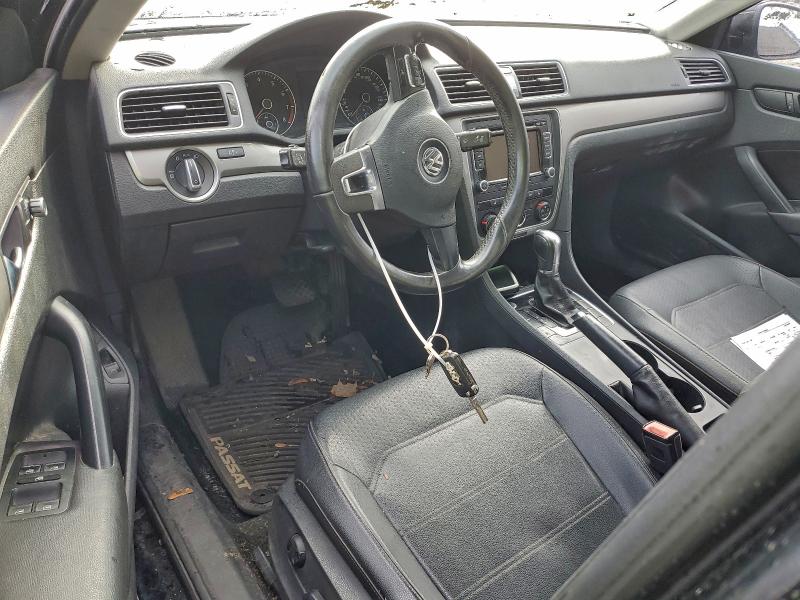 Photo 8 from auction – 2015 VOLKSWAGEN PASSAT S with VIN 1VWAT7A32FC106239