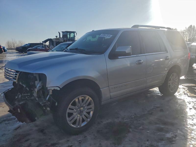 LINCOLN NAVIGATOR 2012 with VIN 5LMJJ2J51CEL01724 - Photo from auction