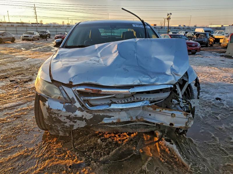 Photo 5 from auction – 2010 FORD TAURUS LIM with VIN 1FAHP2FW6AG137870