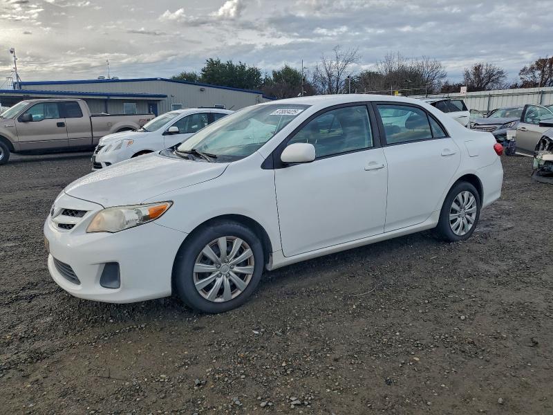 TOYOTA COROLLA BA 2012 with VIN 2T1BU4EE0CC770394 - Photo from auction