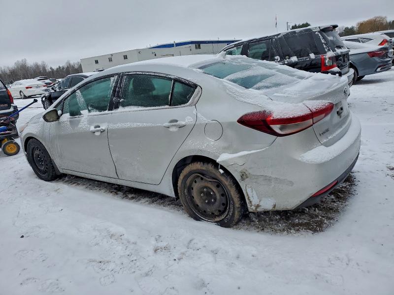 Photo 2 from auction – 2018 KIA FORTE EX with VIN 3KPFL4A8XJE186099