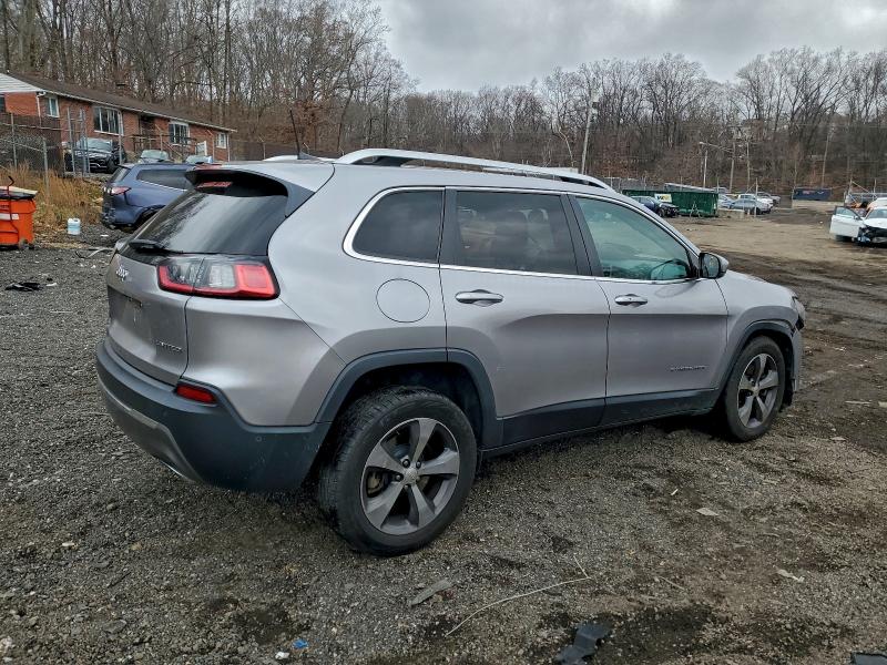 Photo 3 from auction – 2019 JEEP CHEROKEE L with VIN 1C4PJMDX8KD158172