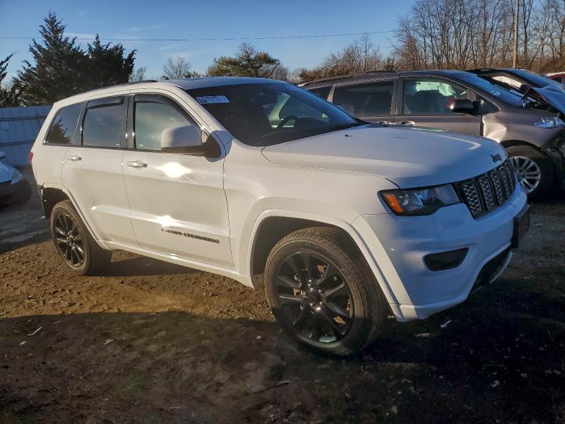 Photo 4 from auction – 2018 JEEP GRAND CHER with VIN 1C4RJFAG5JC391102