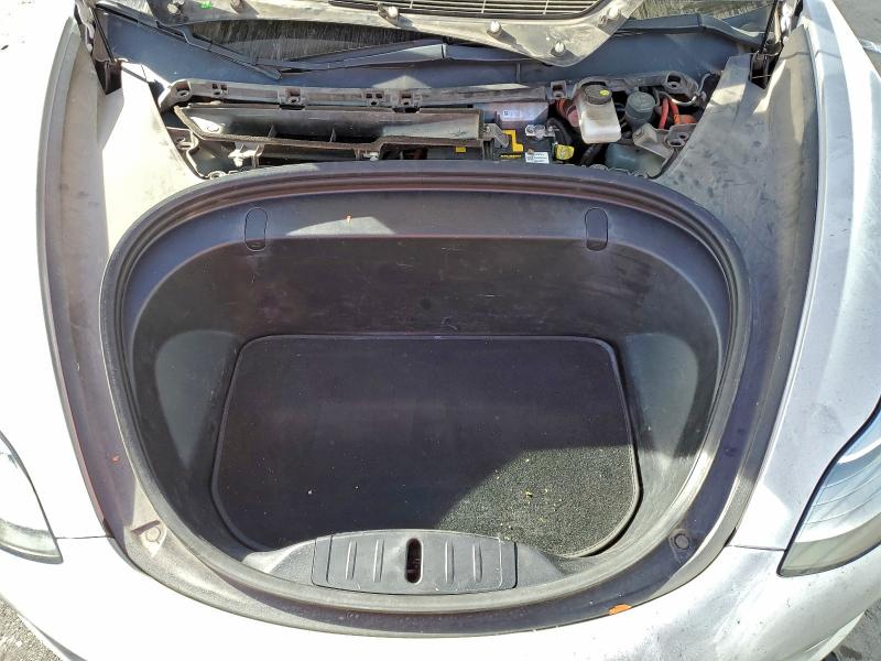 Photo 11 from auction – 2019 TESLA MODEL 3 with VIN 5YJ3E1EB2KF436934